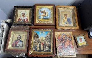 Жителька Донеччини через «Ягодин» намагалася вивезти з України ікони