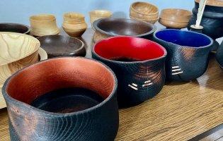 Історія різьбяра з Луцька, який майструє дерев'яні вироби