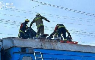 У Києві підліток загинув від ураження струмом, коли заліз з іншими на потяг