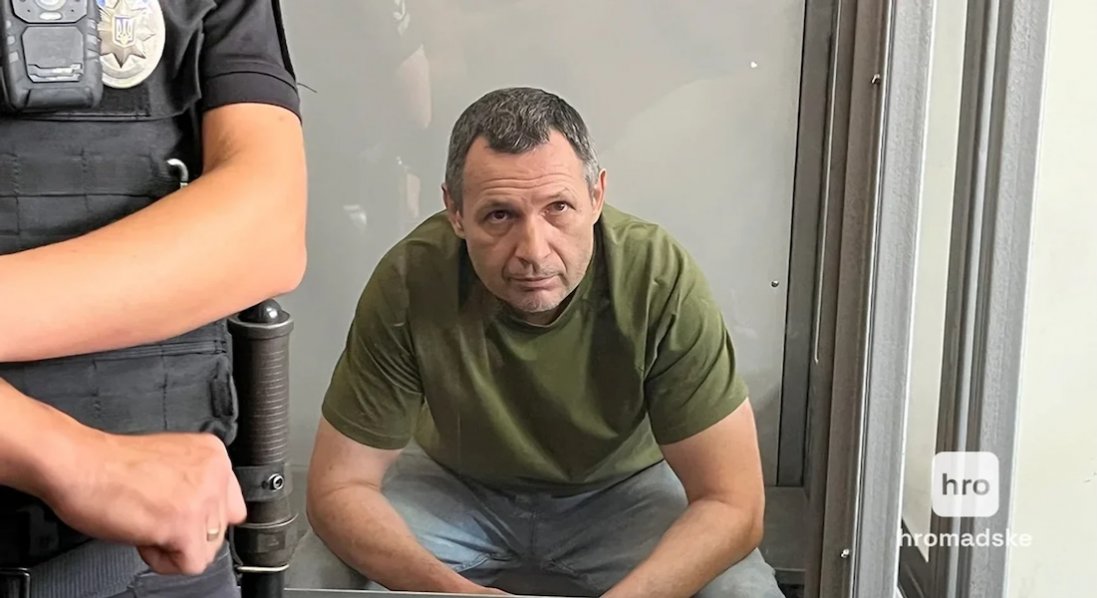 Родина Парубія подала позов про моральне відшкодування на 15 млн грн