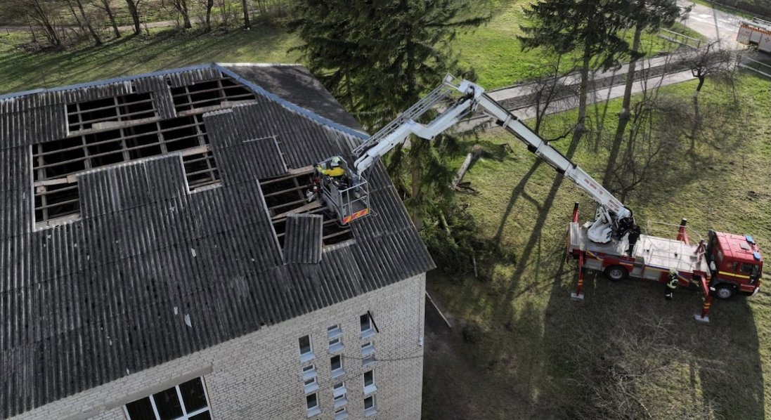 На Волині негода позривала дахи