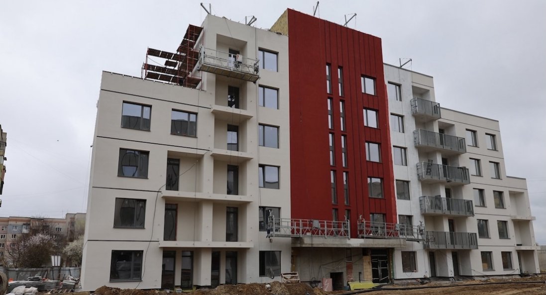 Житло для ВПО у Нововолинську: готовність об’єктів — 65%