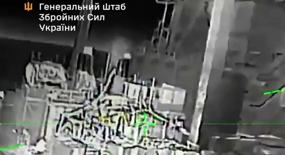 Захисники уразили дві бурові установки рф у Каспійському морі