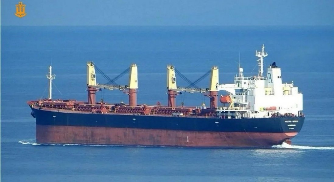 На Одещині росіяни пошкодили два судна під час атаки