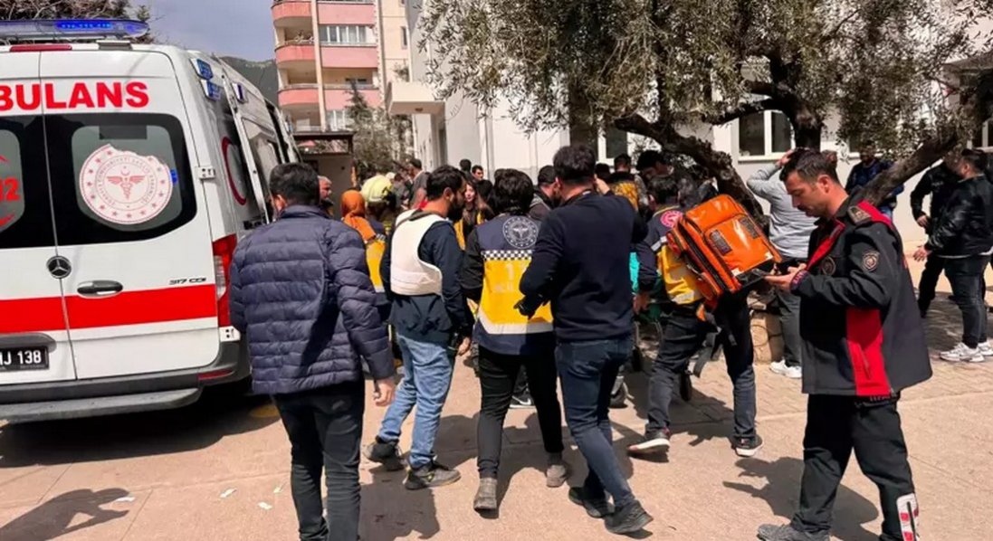 У Туреччині другий день поспіль - стрілянина в школі