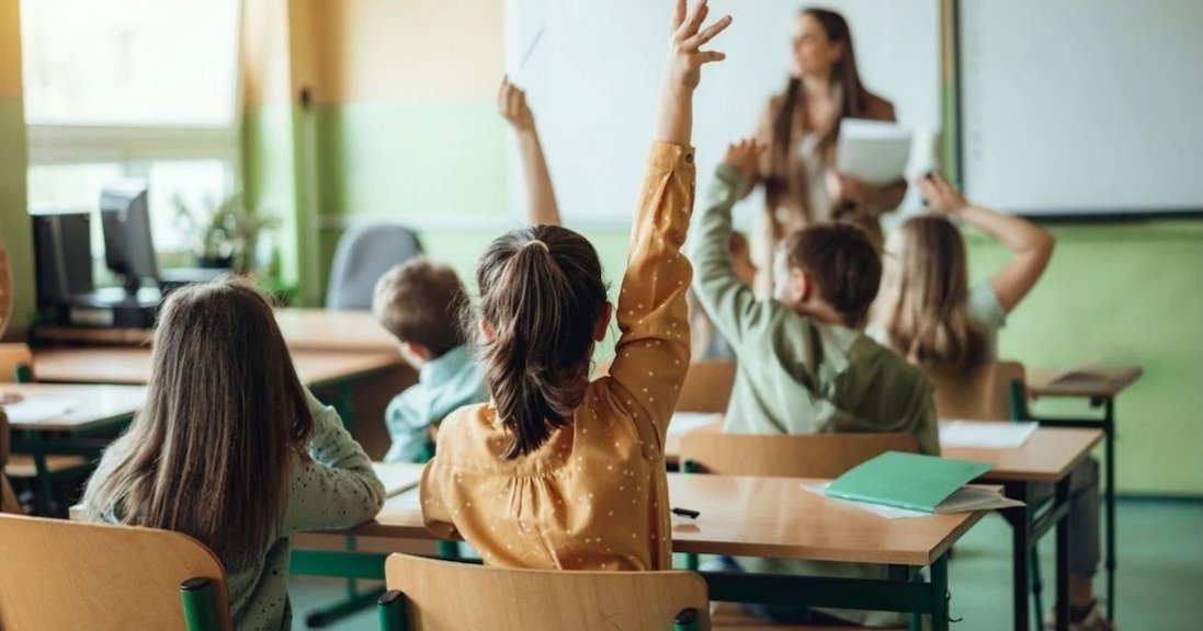 Скандал у школі Львова: вчителька ображала сина бійця НГУ