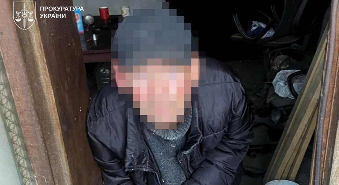 На Львівщині підприємець 23 роки тримав однокласника у «трудовому рабстві»