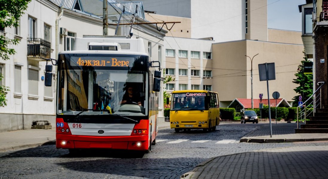 У Луцьку курсуватимуть тролейбуси на маршруті №4 за новим графіком