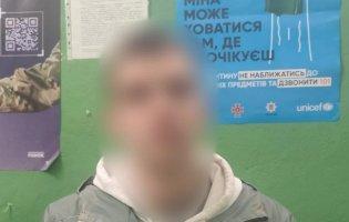 У харківському метро чоловік стріляв зі стартового пістолета
