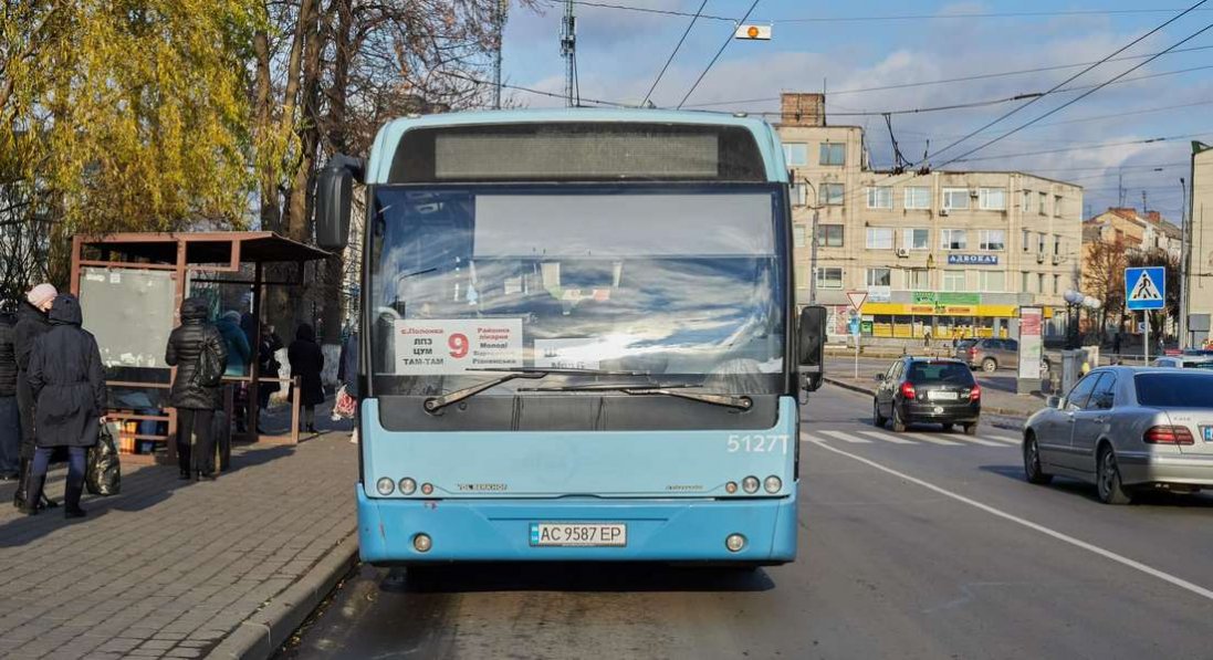 Що луцькі перевізники кажуть про підвищення вартості проїзду у маршрутках