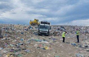 На сміттєзвалищі біля Луцька вантажівка переїхала чоловіка