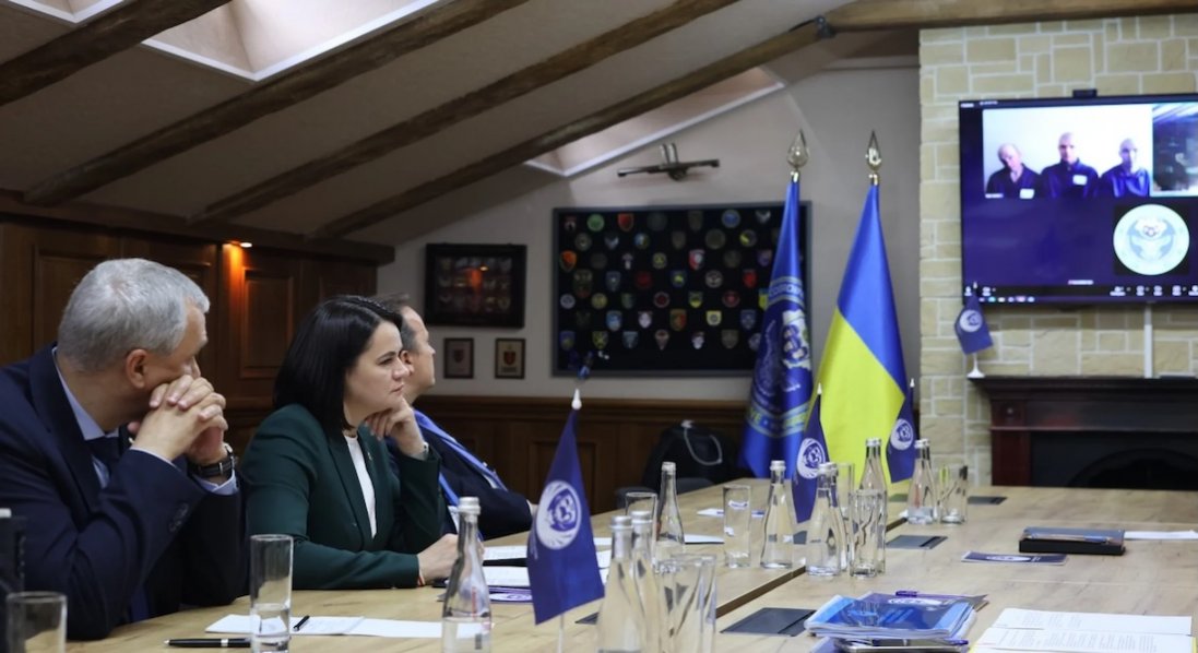 Тихановська зустрілася з полоненими білорусами, які воювали на боці росії