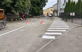 У Луцьку на Степана Бандери облаштували дві смуги руху