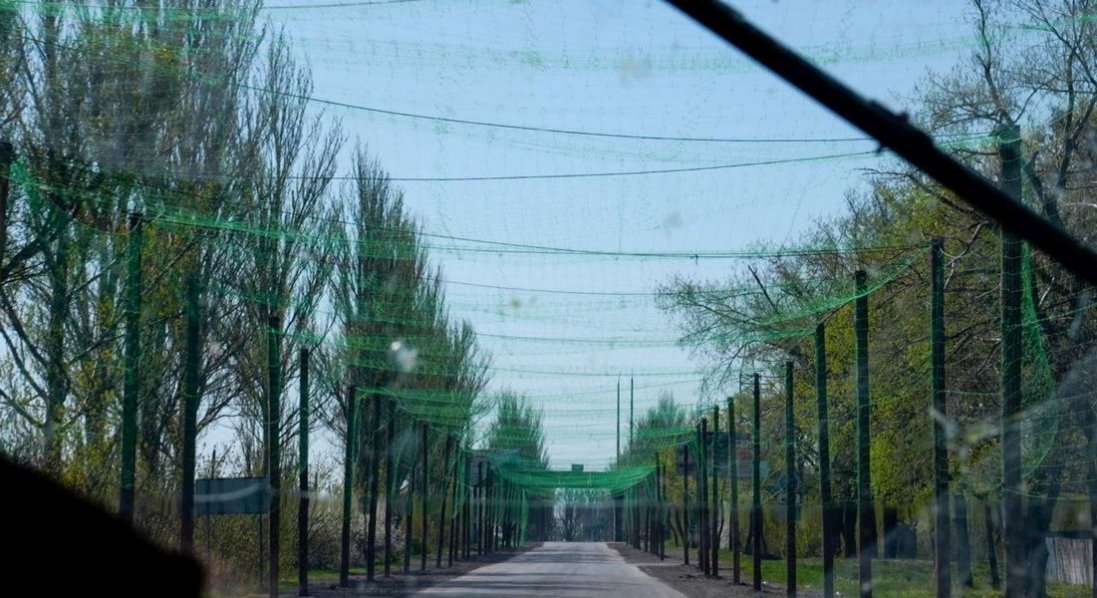 Дороги у прикордонних з білоруссю громадах на Волині захистять антидроновими сітками