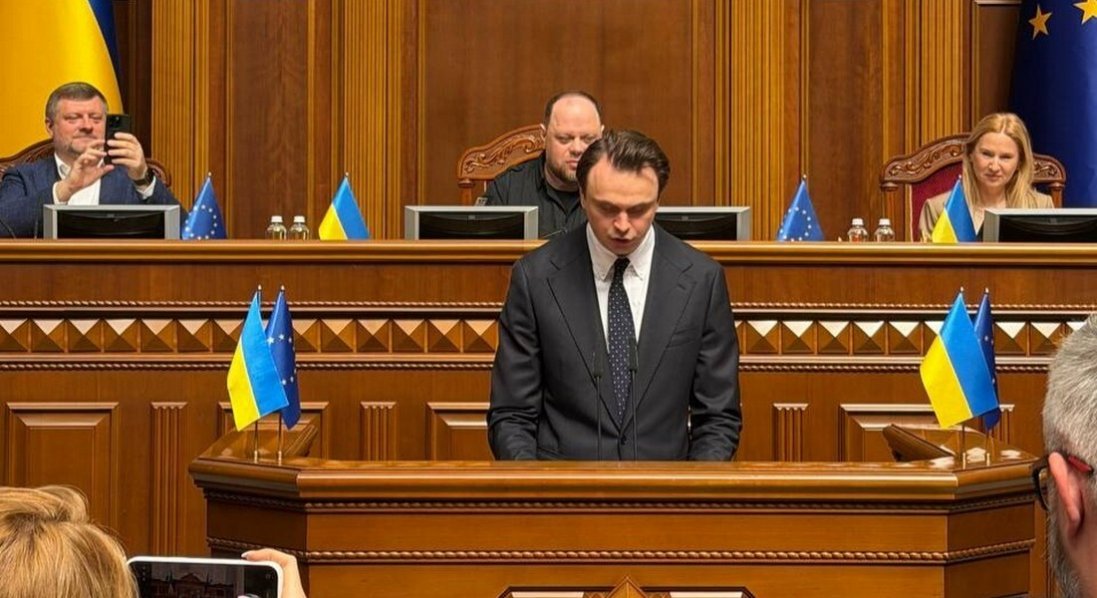 Микола Давидюк склав присягу народного депутата від партії «Голос»