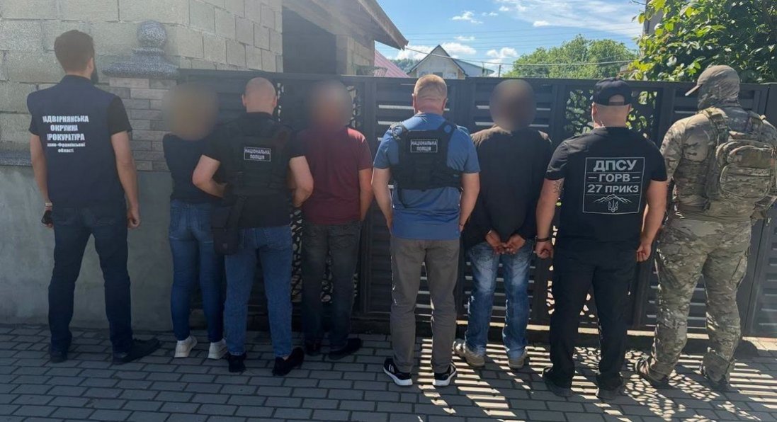 На Закарпатті прикордонники викрили організаторку шлюбної схеми для незаконного виїзду за кордон