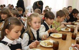Безплатне харчування школярам: чи мають громади на це гроші?