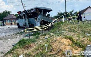 На Рівненщині потяг зіткнувся з маршруткою: четверо загиблих