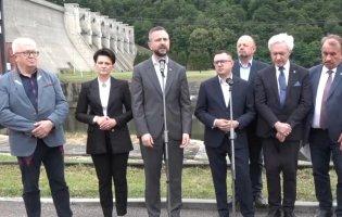 Польський міністр оборони заявив, що українці в Польщі повинні повернутись на Батьківщину і служити