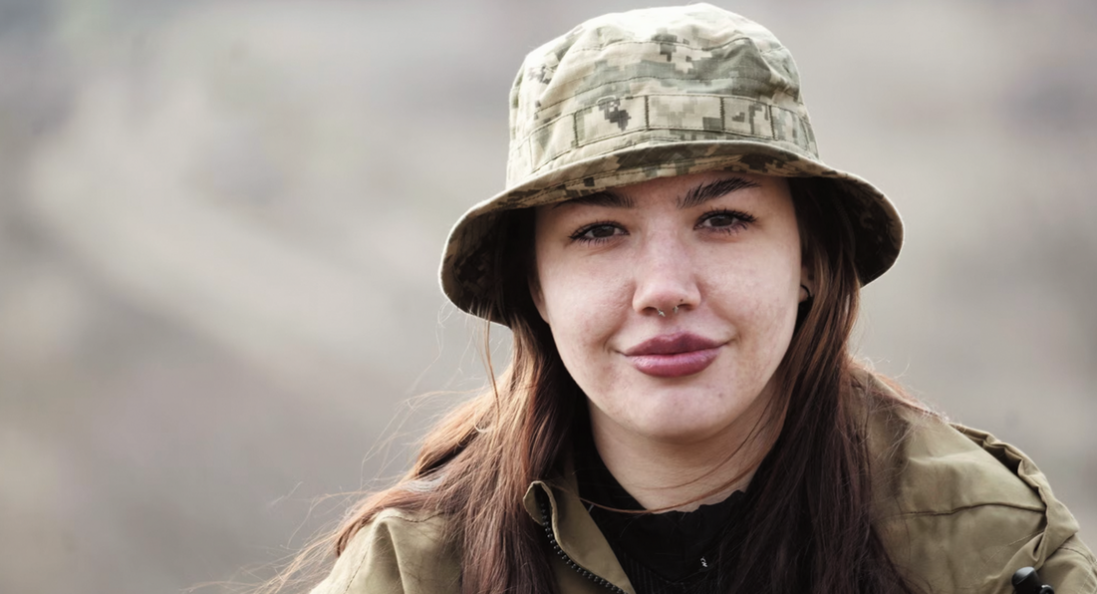 Після загибелі чоловіка 20­-річна вдова стала операторкою дронів