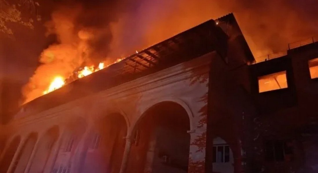 У Києві росіяни зруйнували друкарню та знищили майже 250 тисяч шкільних підручників