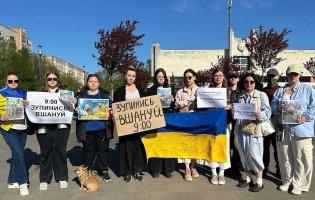 На LED-екранах Луцької громади транслюватимуть ролик про загальнонаціональну хвилину мовчання
