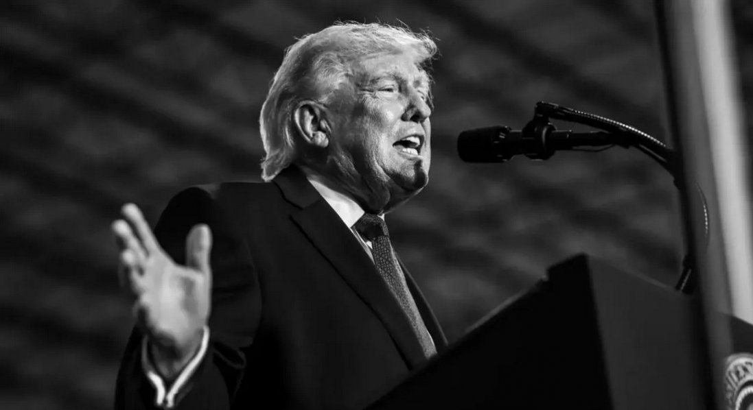 ФБР підозрювало Трампа у роботі на рф
