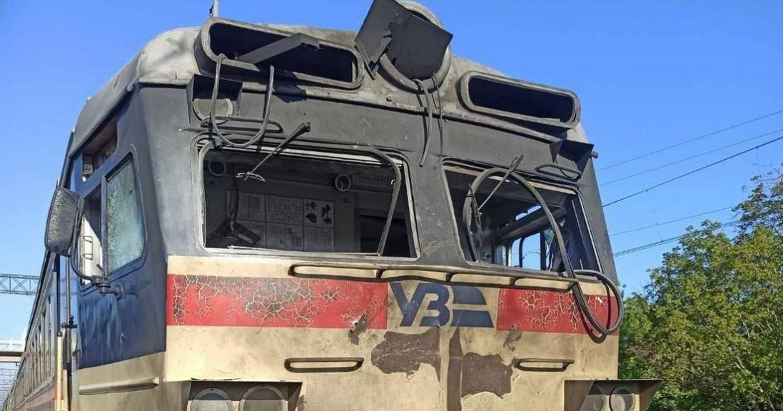 росіяни влучили у пасажирський поїзд на Одещині: є загиблі