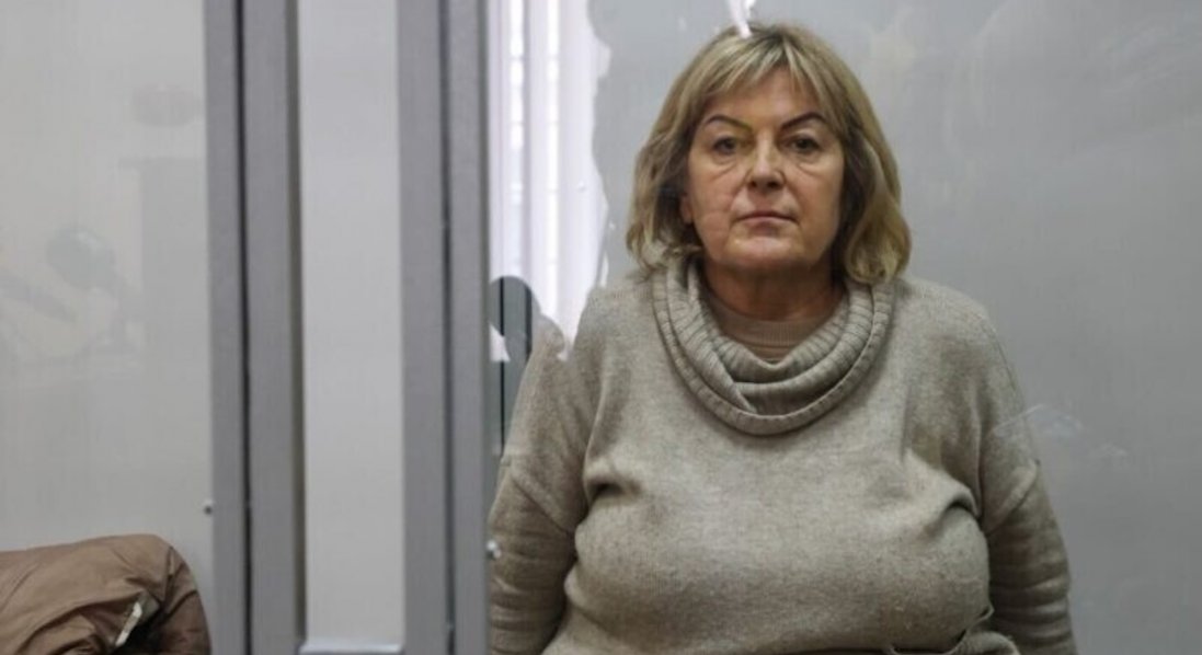 Підозрюваній екскерівниці Хмельницької МСЕК знову продовжили зобов'язання