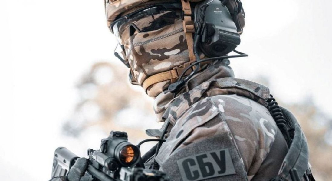 Співробітника СБУ підозрюють в організації схеми незаконного бронюванння від мобілізації