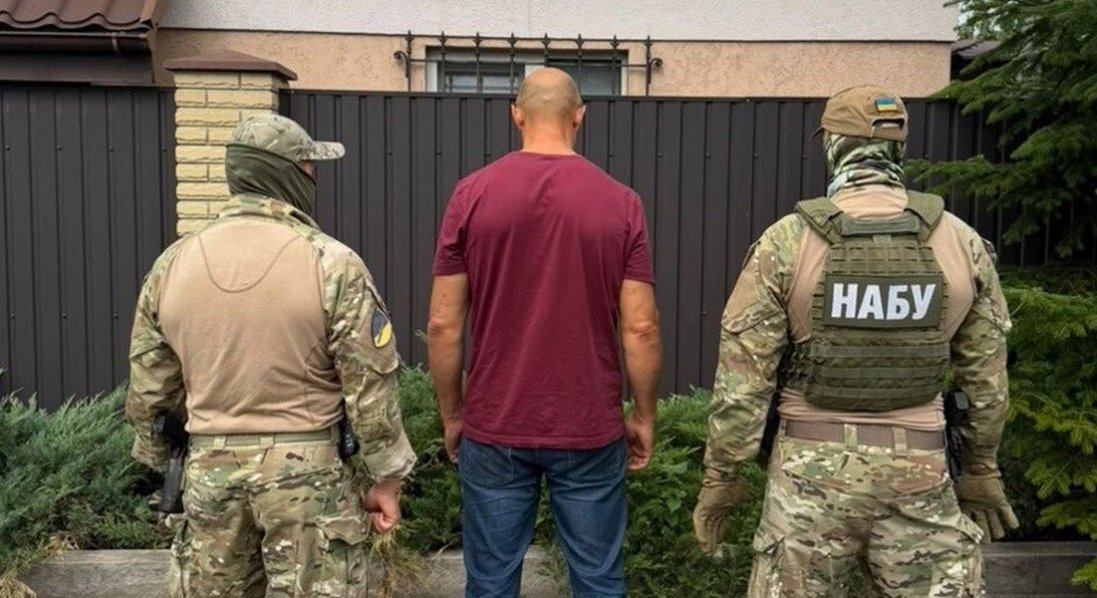 Двох військових викрили на вимаганні майже 4,5 млн грн за прийняття РЕБ
