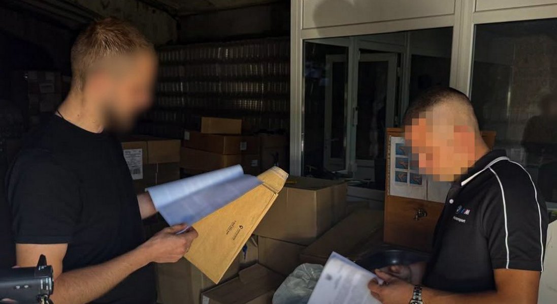 Підпільний алкоцех на Волині продавав фальсифікат по всій Україні