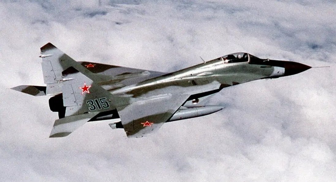 Генштаб підтвердив знищення на росії літака МіГ-29 та вертольота Ка-27