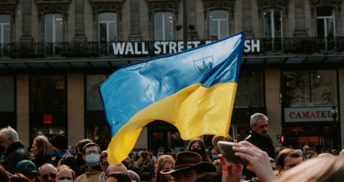 Українців у Польщі «переводять» на новий статус: що відомо