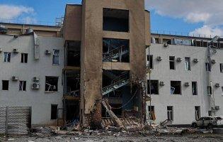 росіяни вдарили по телеканалу у Києві під час прямого ефіру