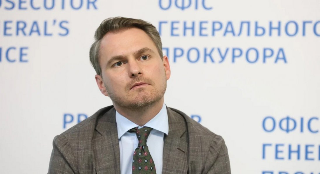 Зеленський відсторонив Кравченка з посади генпрокурора