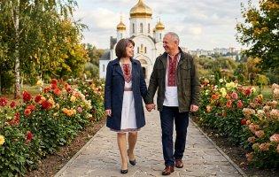Усе життя були нещасні в шлюбі, та аж на пенсії знайшли любов