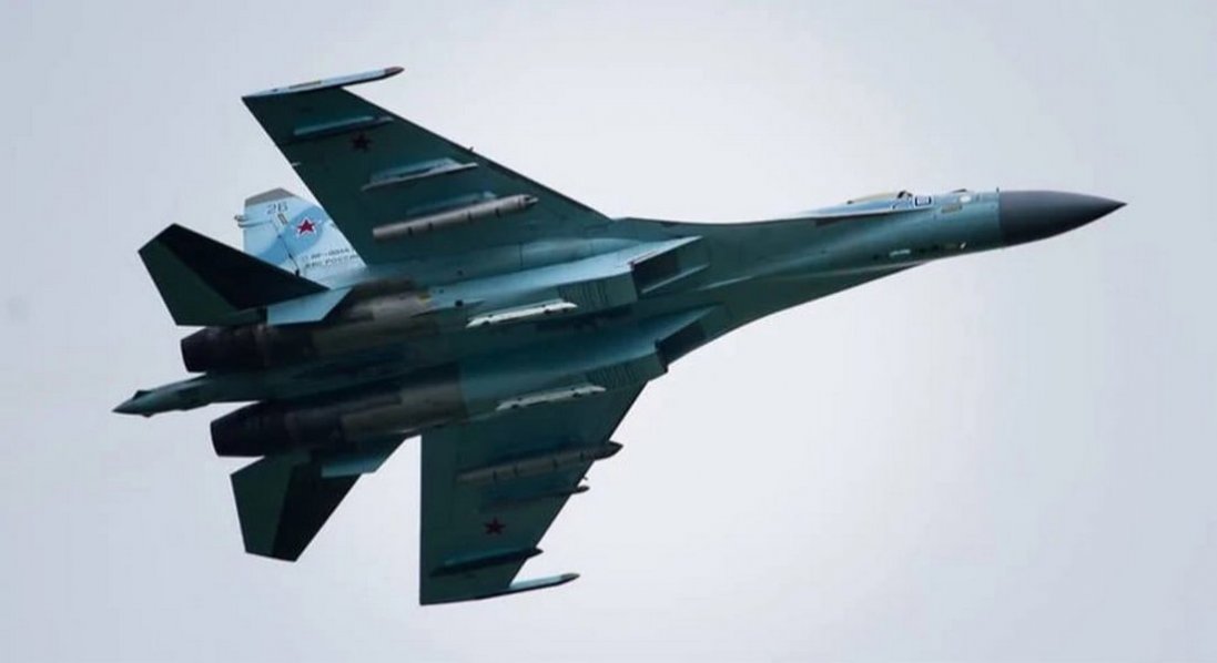 СБУ уразила російські винищувачі Су-35 та Су-34 на аеродромі «Ханська»