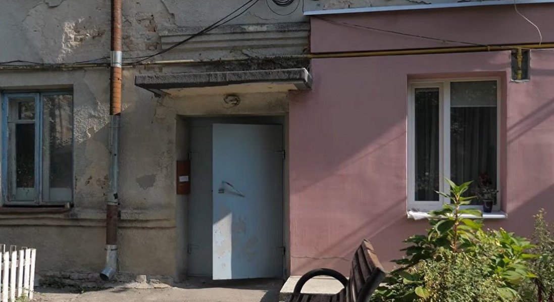 У Луцьку в багатоповерхівці знайшли мертвою 18-річну дівчину
