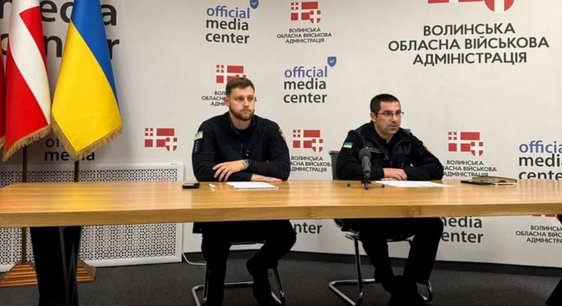 Як захистити оселю від перенапруги