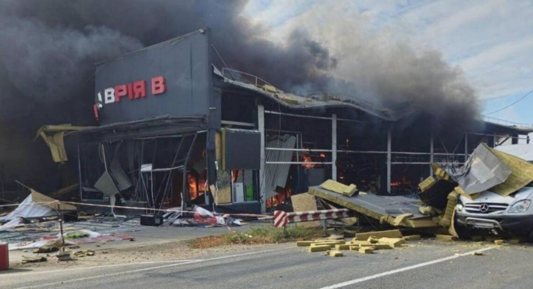 На Одещині росія вдарила реактивним дроном по магазину