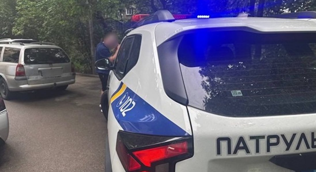 У ТЦК Києва сталася стрілянина: шестеро поранених