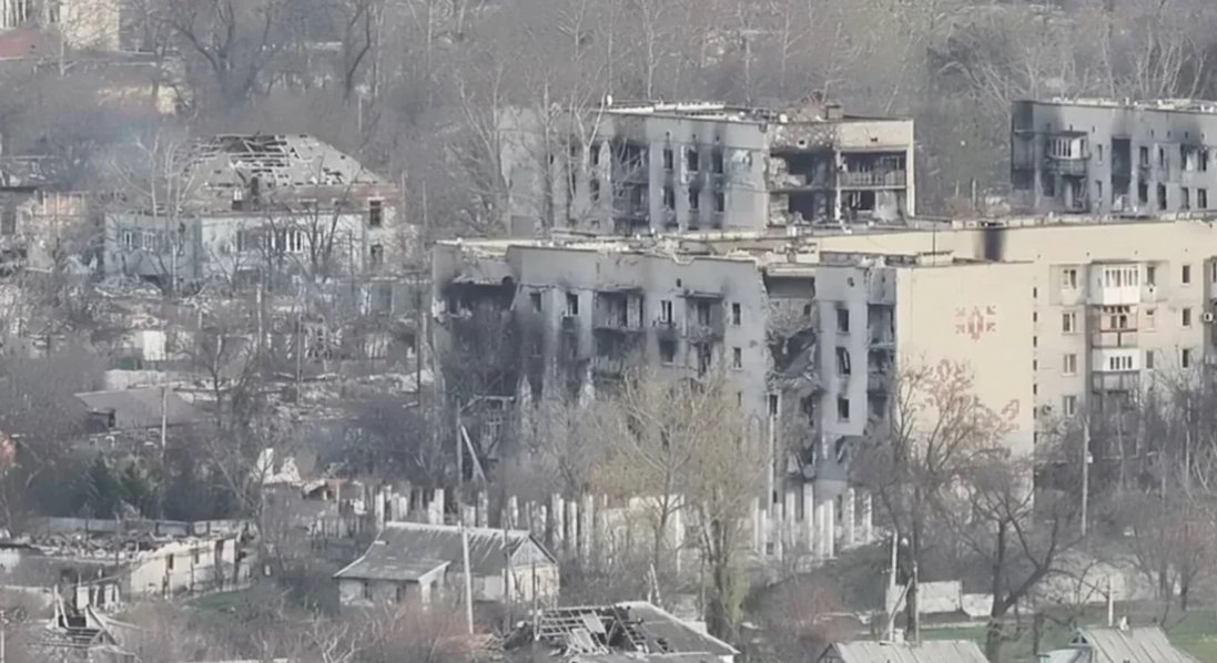Для евакуації людей з Олешок підготували 25 автобусів на 750 місць та «швидкі»