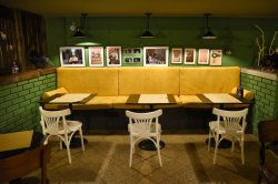 У підвалі клубу може комфортно розташуватися компанія до 15 осіб